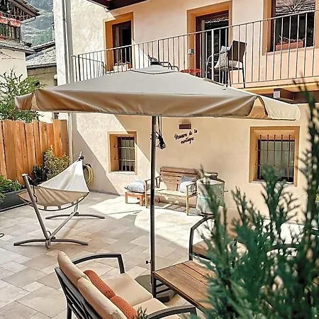 Maison De La Montagne - & Relax فندق مبيت وإفطار أرفيير